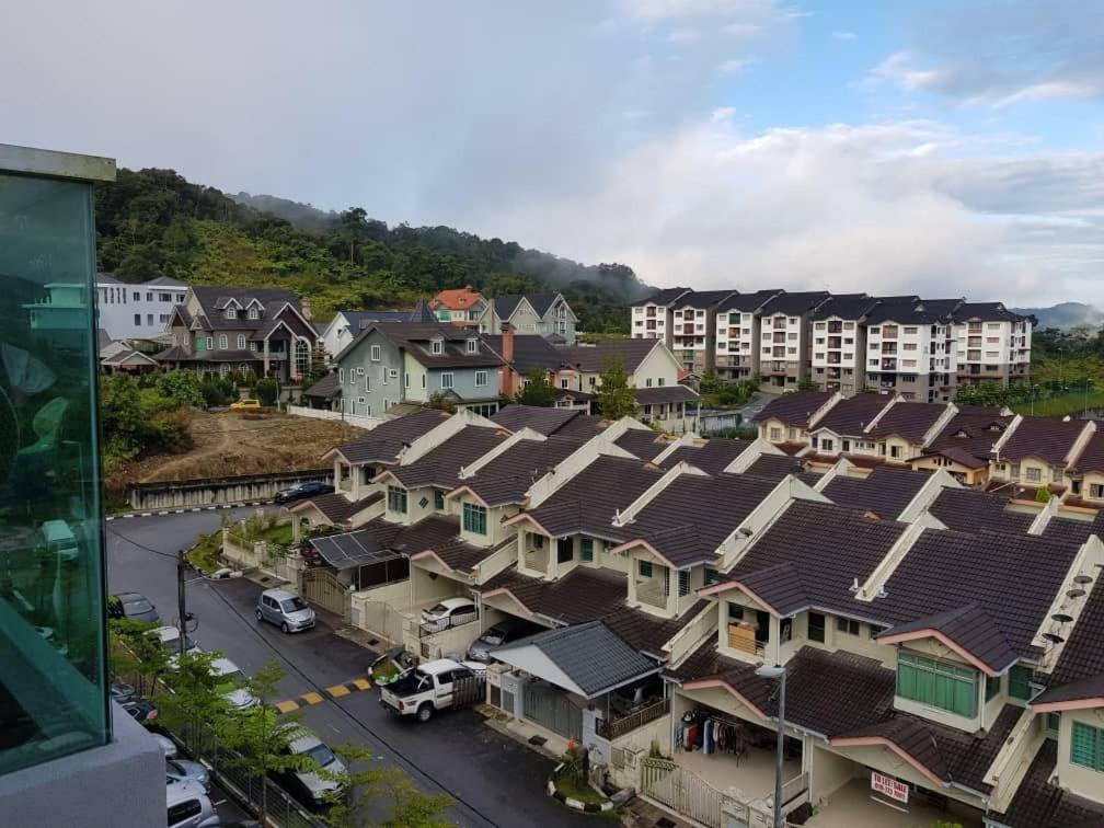 Azizi&Yati Muslim Homestay Cameron Highlands Exterior photo